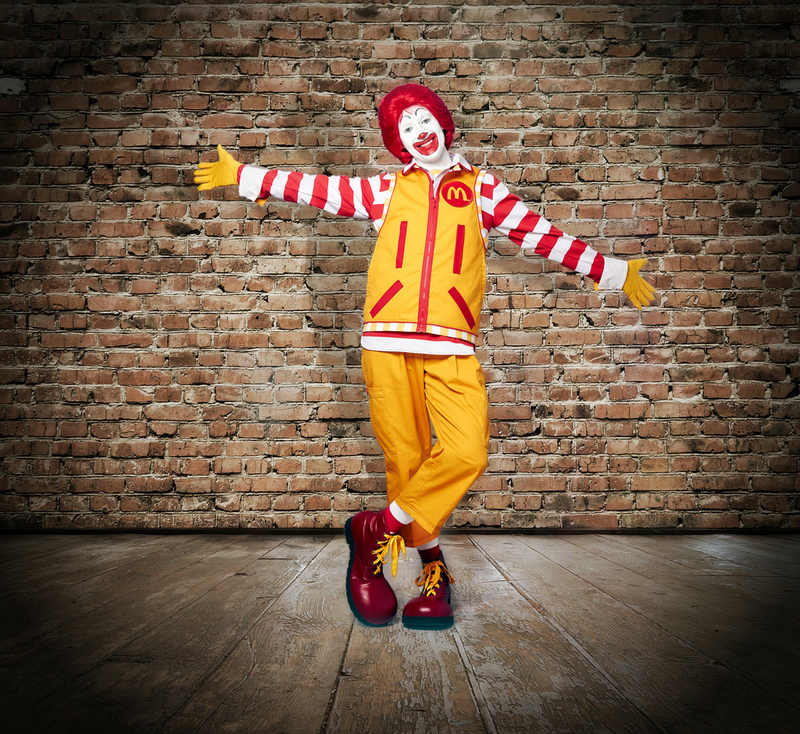 Illustration for article titled McDonald's and Taco Bell rebrand for a hip, upscale audience that doesn’t eat at McDonald’s and Taco Bell